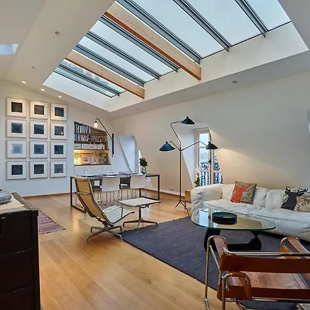 Sublime Center Of Le Marais Apartment