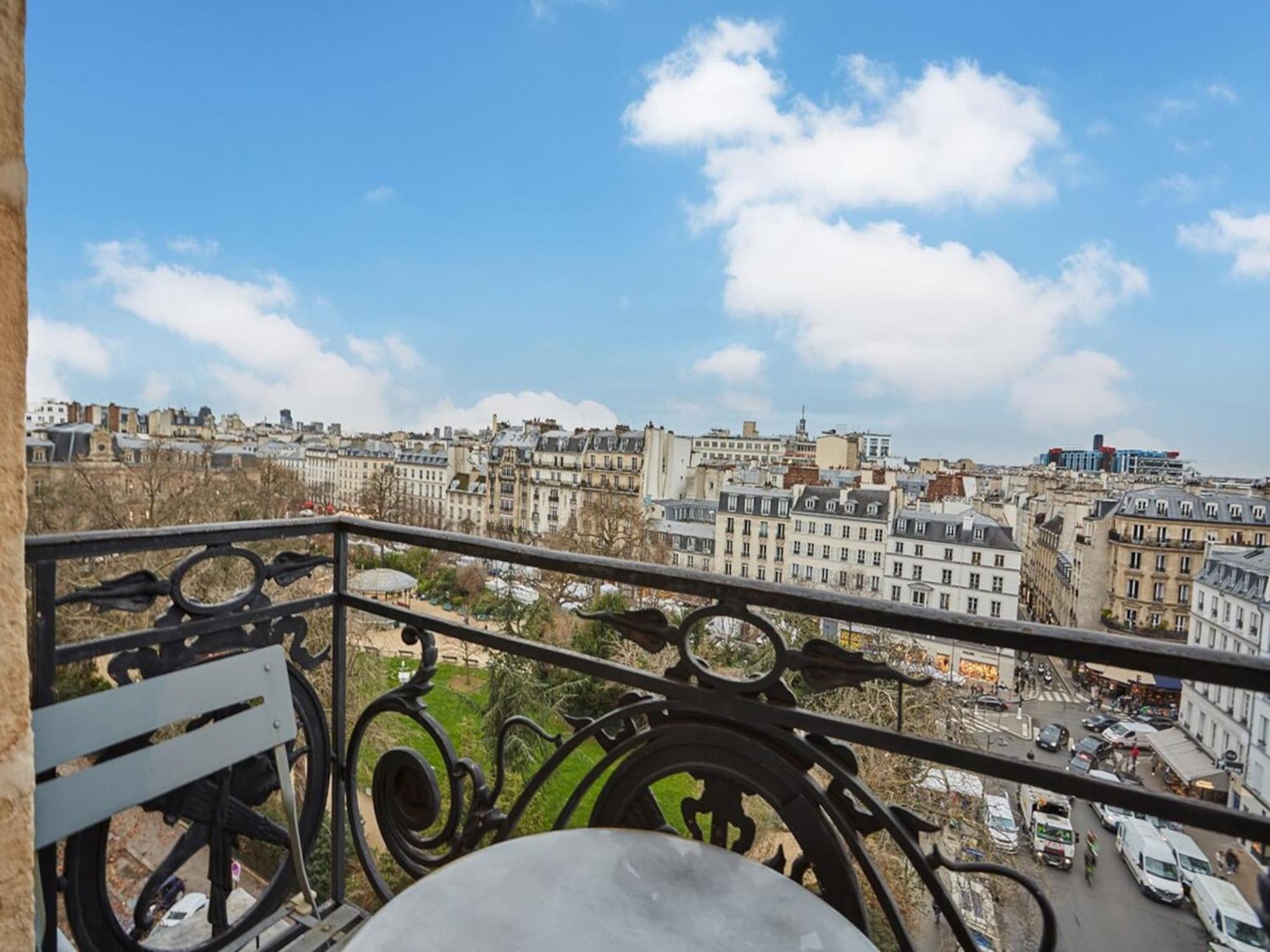 Sublime Center Of Le Marais Parigi